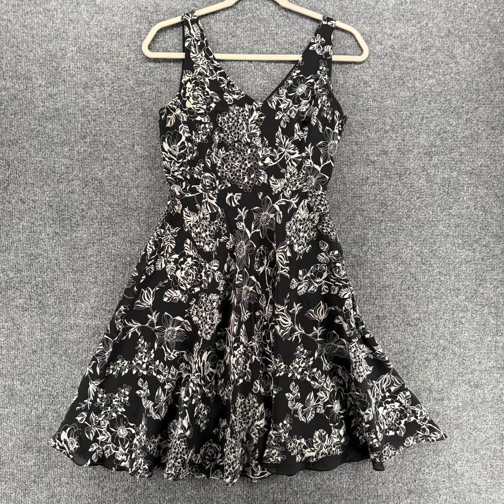 LOFT Dress Womens 2p Silk Black Floral V-Neck Fit Flare 90s Feminine Boho Classy